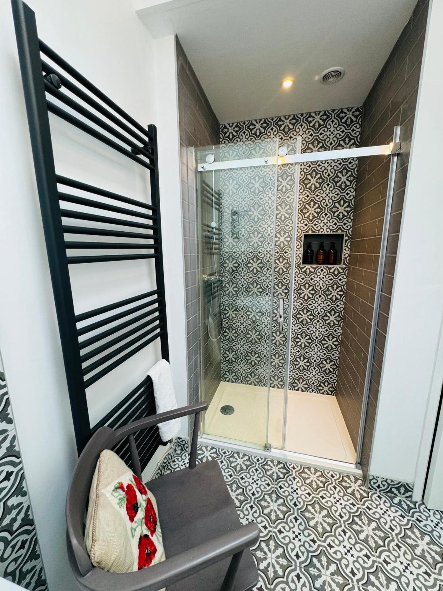 Modern & Vintage Inspired Home In Old Totterdown Bristol Eksteriør bilde